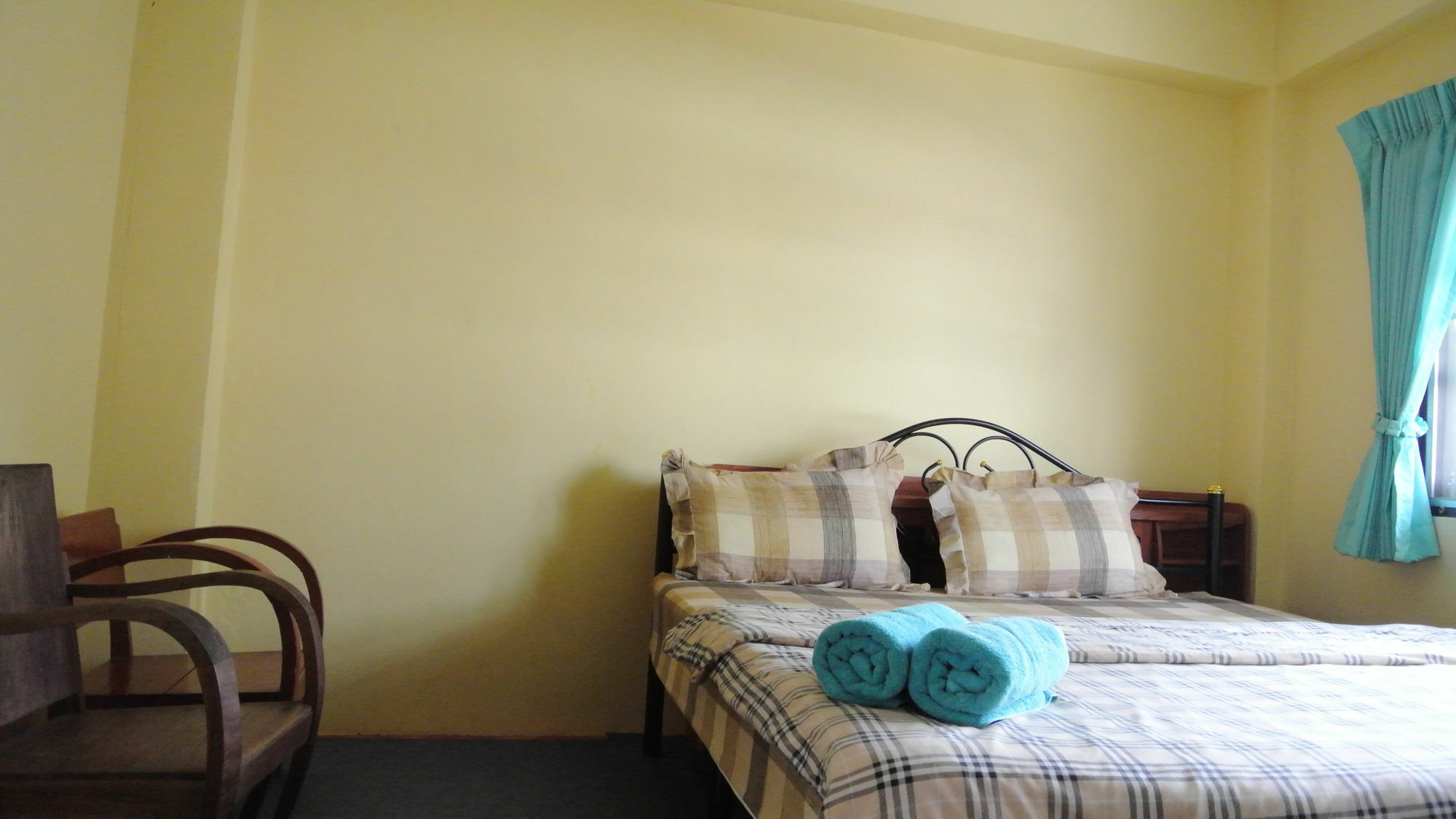 Cumpun Guest House Chiang Mai Exterior photo